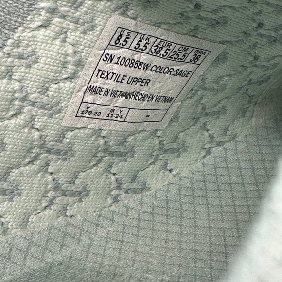 8.5 Wide Fit Skechers Women's Easy Going Rhinestone Knit Mules Glitz Strut Sage - Picture 9 of 16